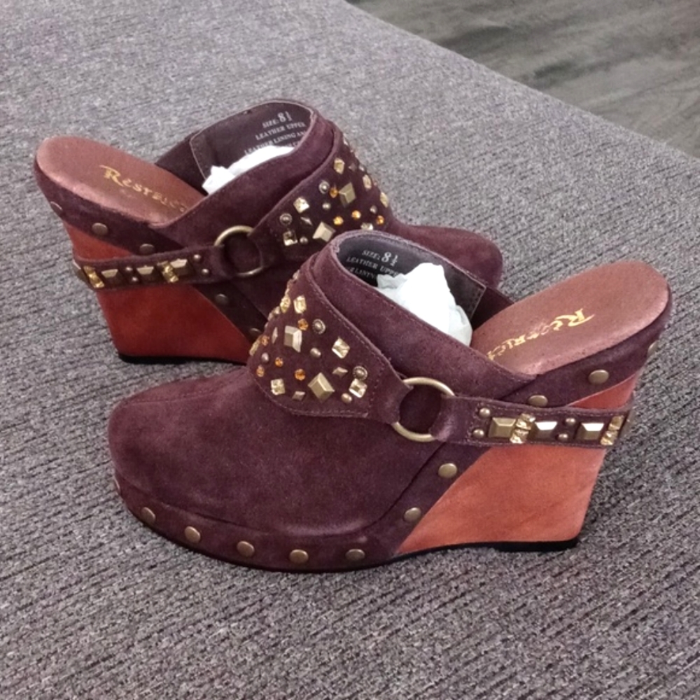Restricted - Bear Par Brown Suede Clogs - image 1
